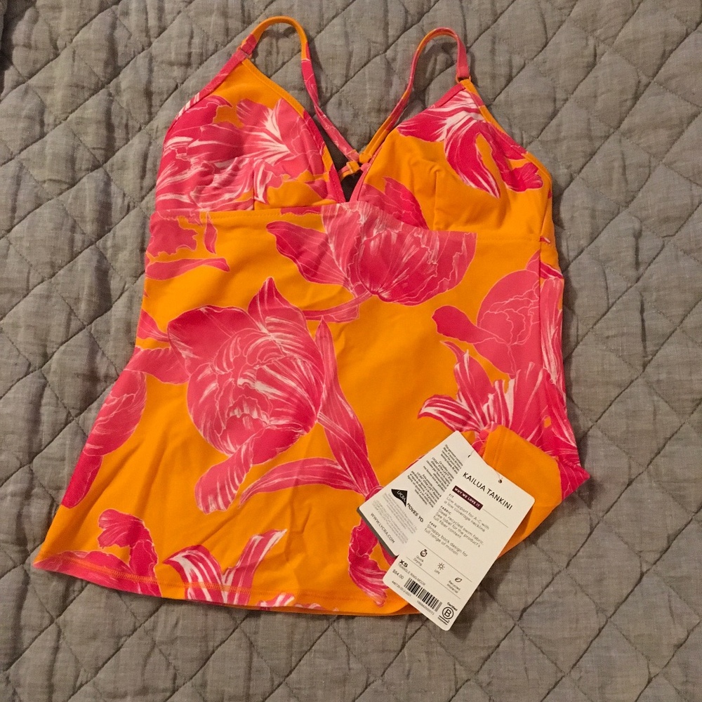 Athleta Tankini top